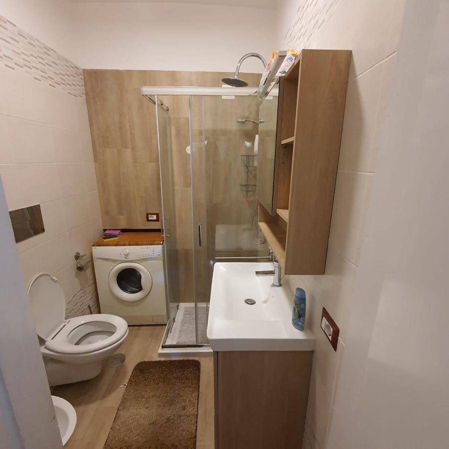Napolix Centro, Intero Appartamentino, Casa Vacanze, Suite Tricamere Nel Cuore Di Napoli Luaran gambar